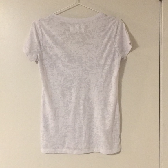 🌼4/20 DEAL🌼 White see through/opaque t-shirt - Picture 3 of 3